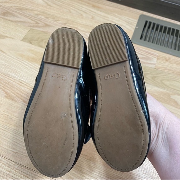 Gap Disney Minnie Mouse Toe Flats Sz 11 Black Red - Picture 8 of 9